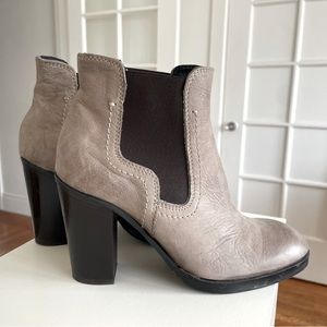 Barney’s New York Taupe Grey High Heeled Chelsea Boot